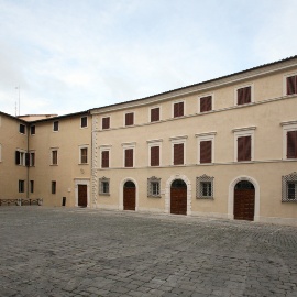 Piazza Colocci