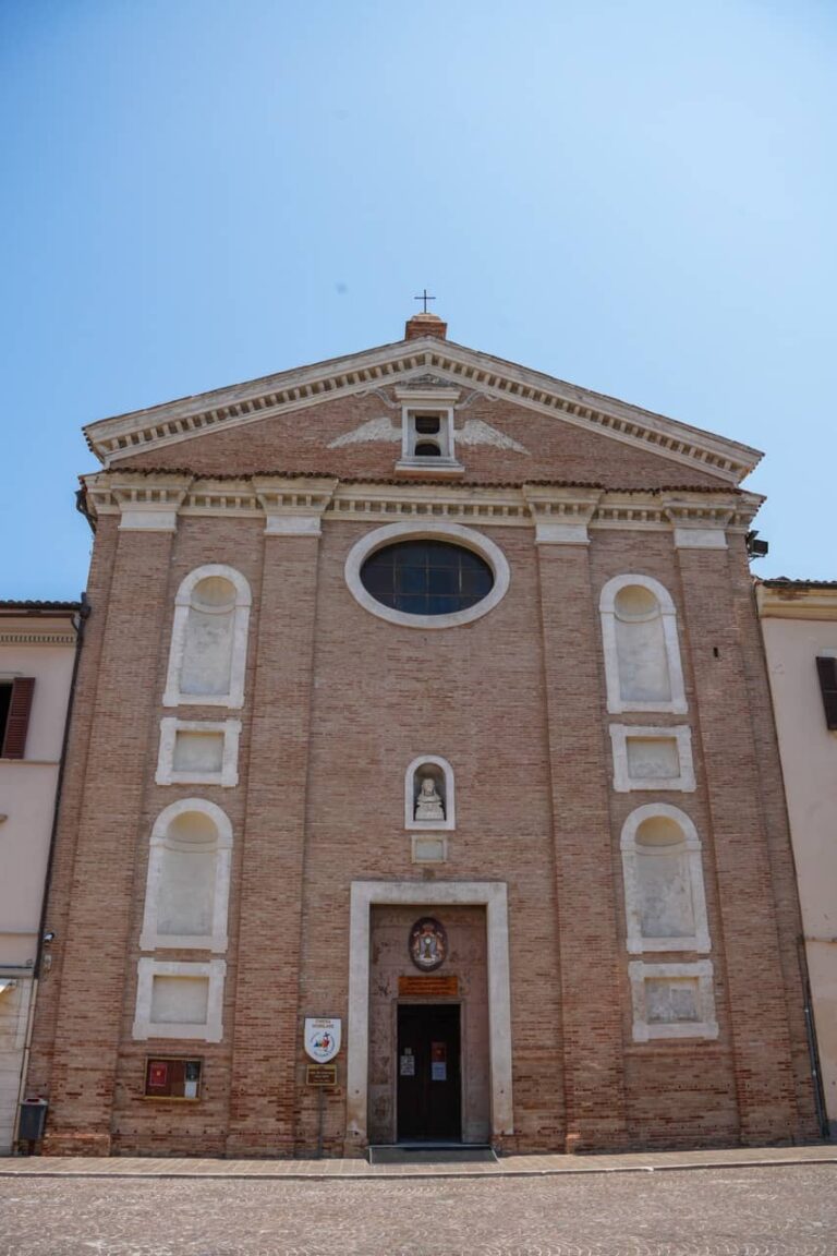 Chiesa dell_Adorazione 02435 - dimensioni grandi