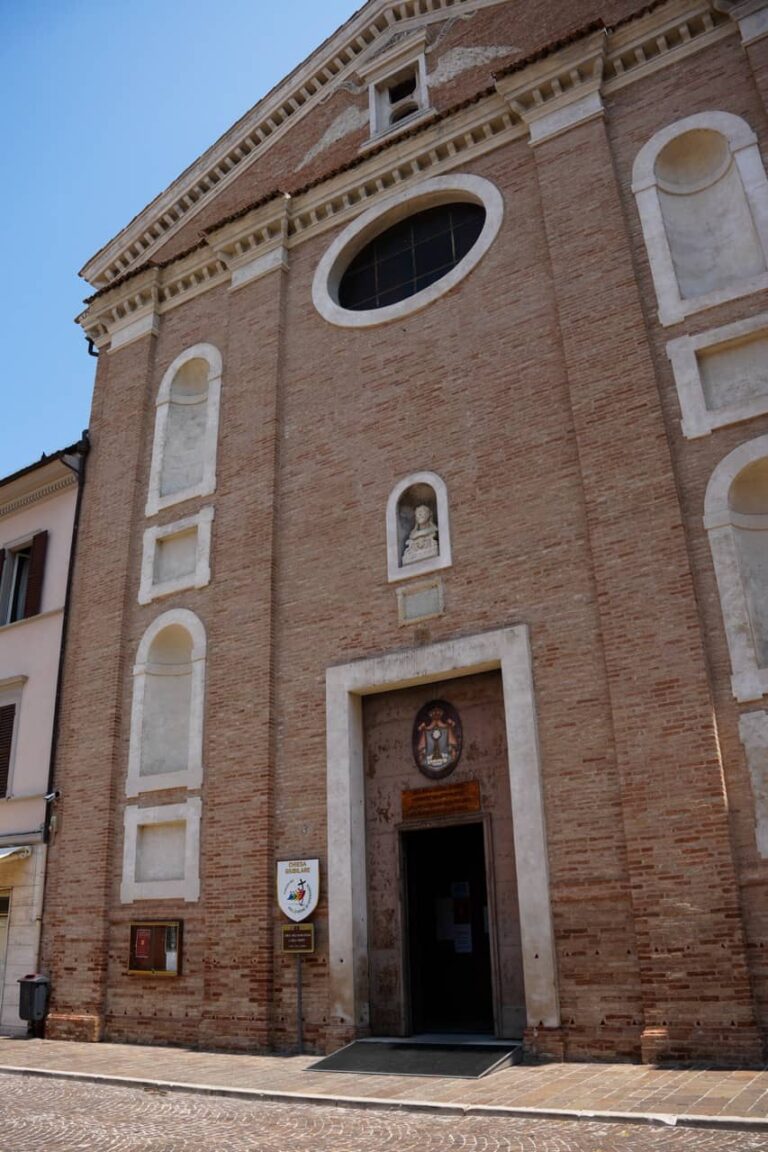 Chiesa dell_Adorazione 02439 - dimensioni grandi