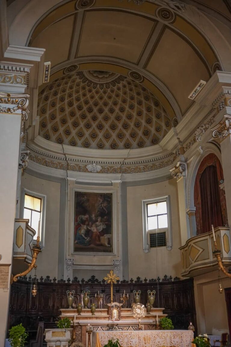 Chiesa dell_Adorazione 02445 - dimensioni grandi