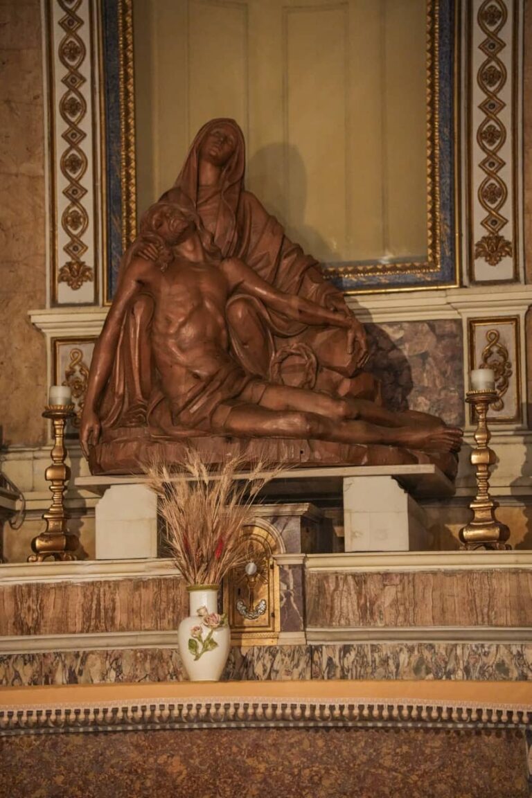 Chiesa dell_Adorazione 02447 - dimensioni grandi