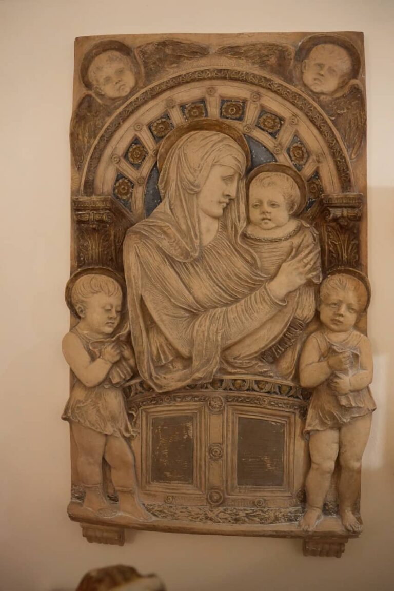 Fondazione Federico II Hohenstaufen 02212 - dimensioni grandi