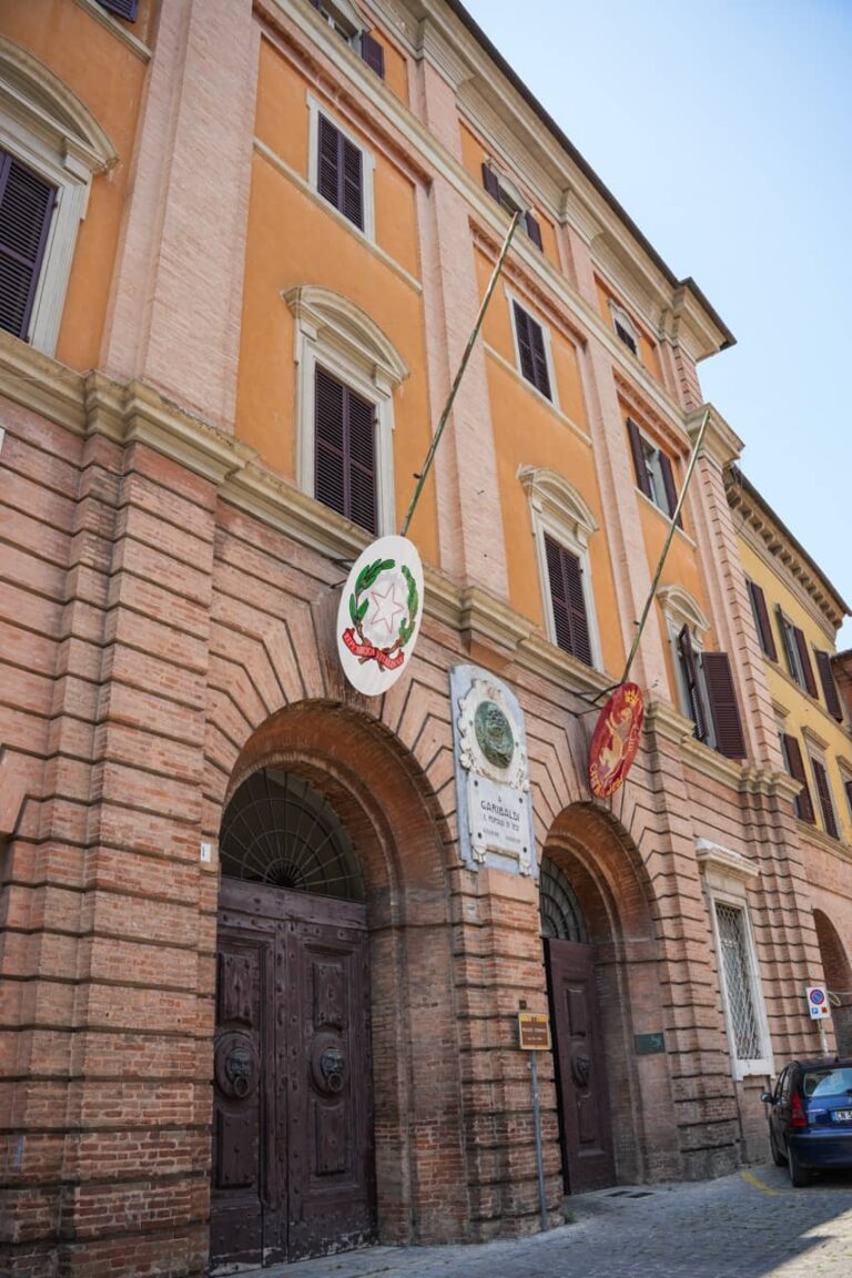 Palazzo del Comune 02396 - dimensioni grandi
