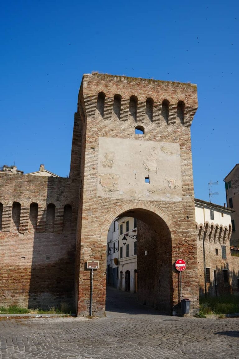 Porta Valle 01955 - dimensioni grandi