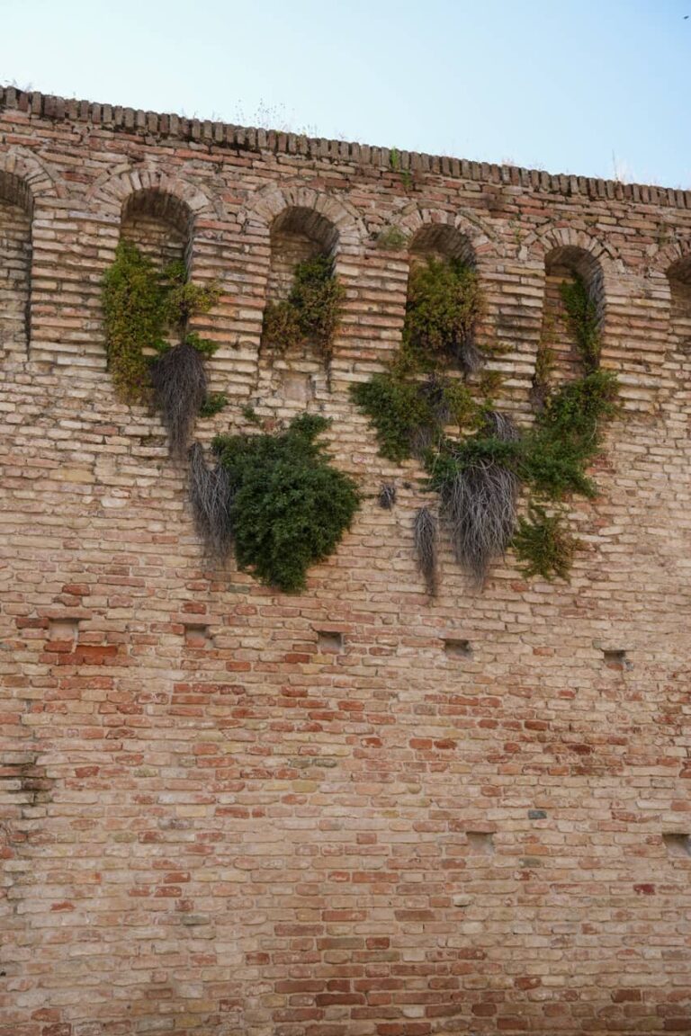 Porta Valle 01965 - dimensioni grandi
