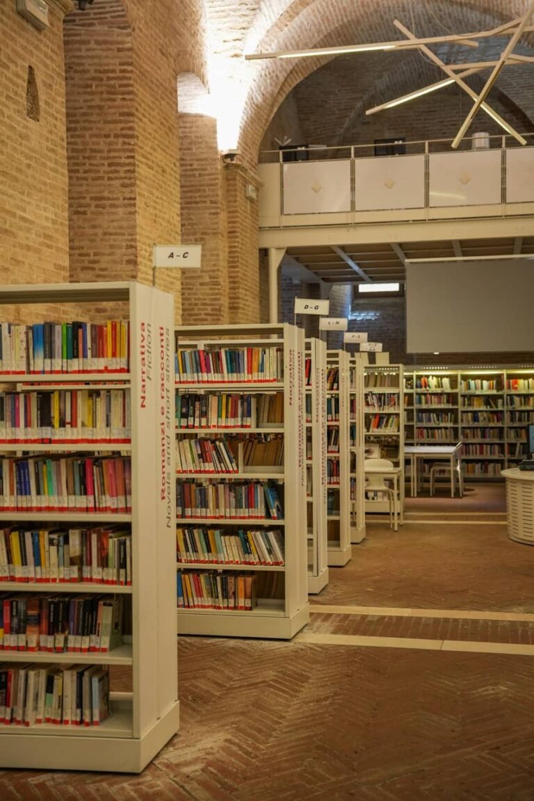 Biblioteca Comunale Planettiana 01885 - dimensioni grandi
