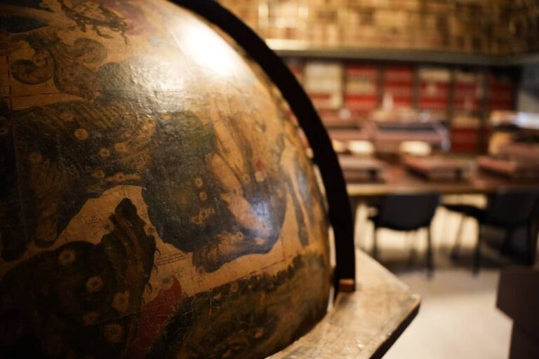 Biblioteca Comunale Planettiana 01933 - dimensioni grandi