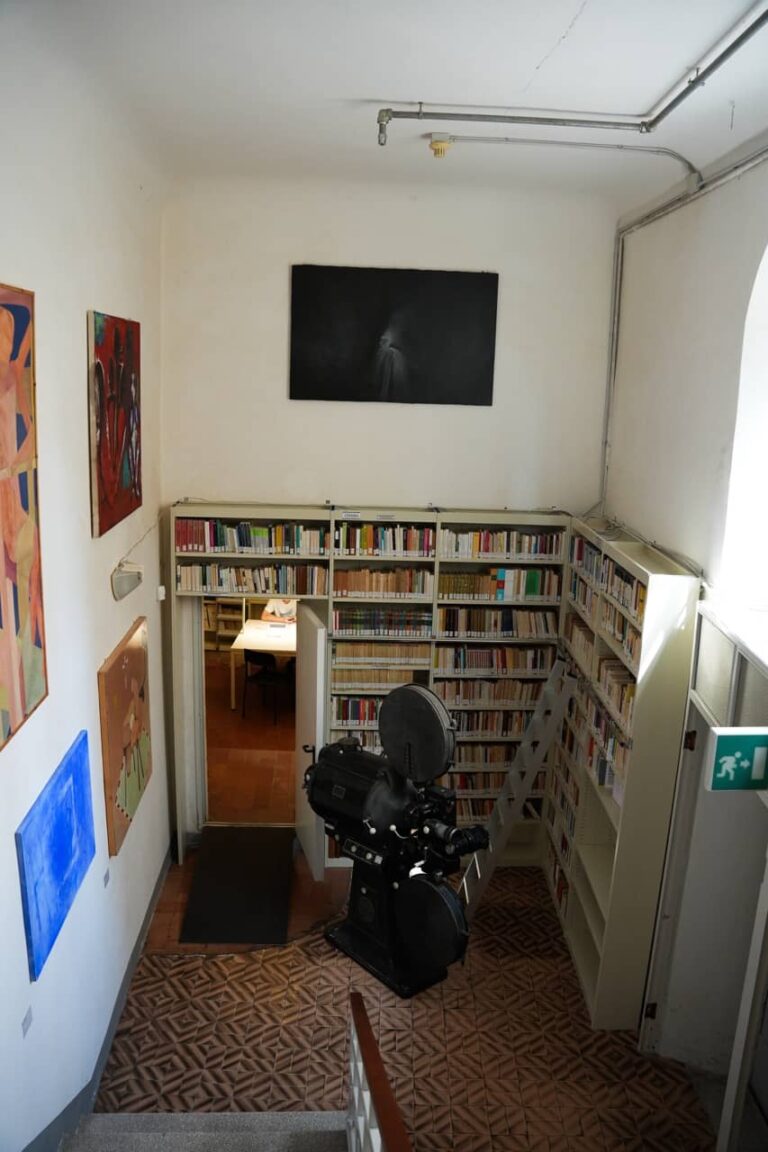 Biblioteca Diocesana “Card. Pier Matteo Petrucci” 02147 - dimensioni grandi