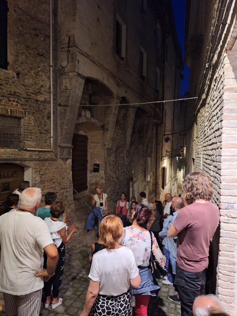 Foto guida Jesi luglio 2025 - Raffaela Gattini - dimensioni grandi