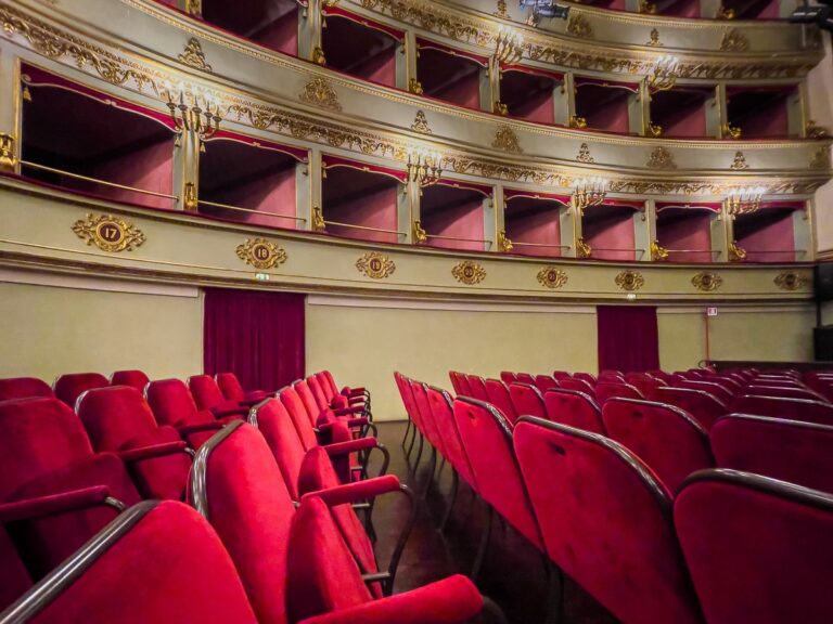 Teatro Pergolesi Foto 2 A. Scaglione - dimensioni grandi