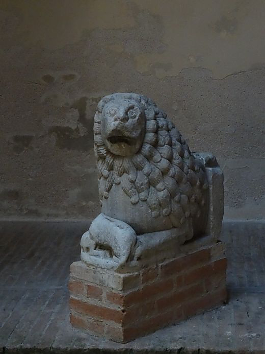 portale chiesa san francesco al monte 4