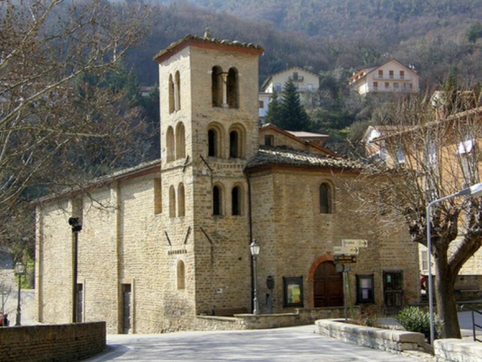 Chiesa di Santa Maria del Mercato, Serra San Quirico